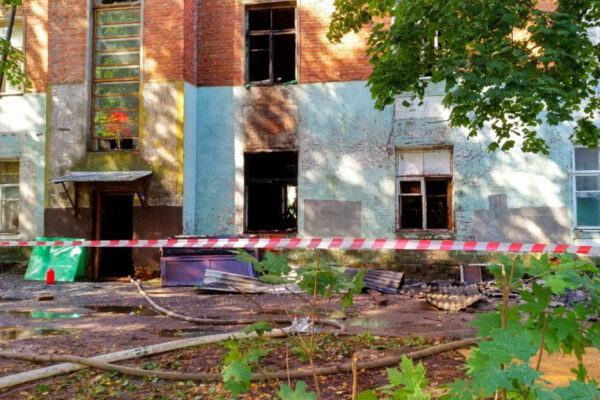 Пожар в доме 10/11 по улице Пионерской в Красноармейске: пострадавших нет